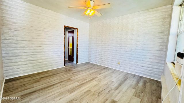 637 N Oleander Ave Apt 8, Daytona Beach, FL 32118