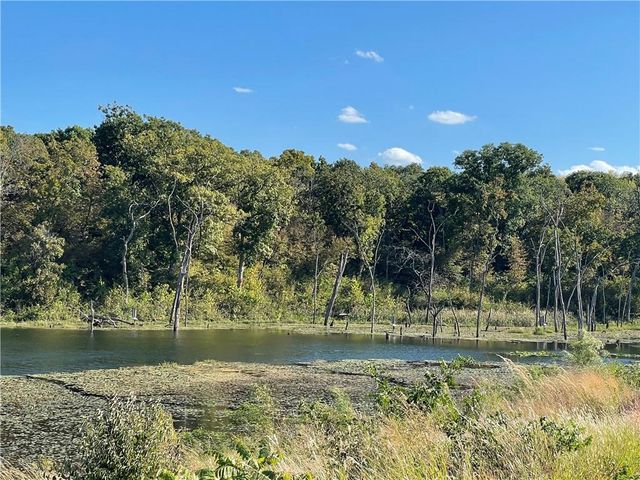 8952 Ginger Street, Lenexa, KS 66227