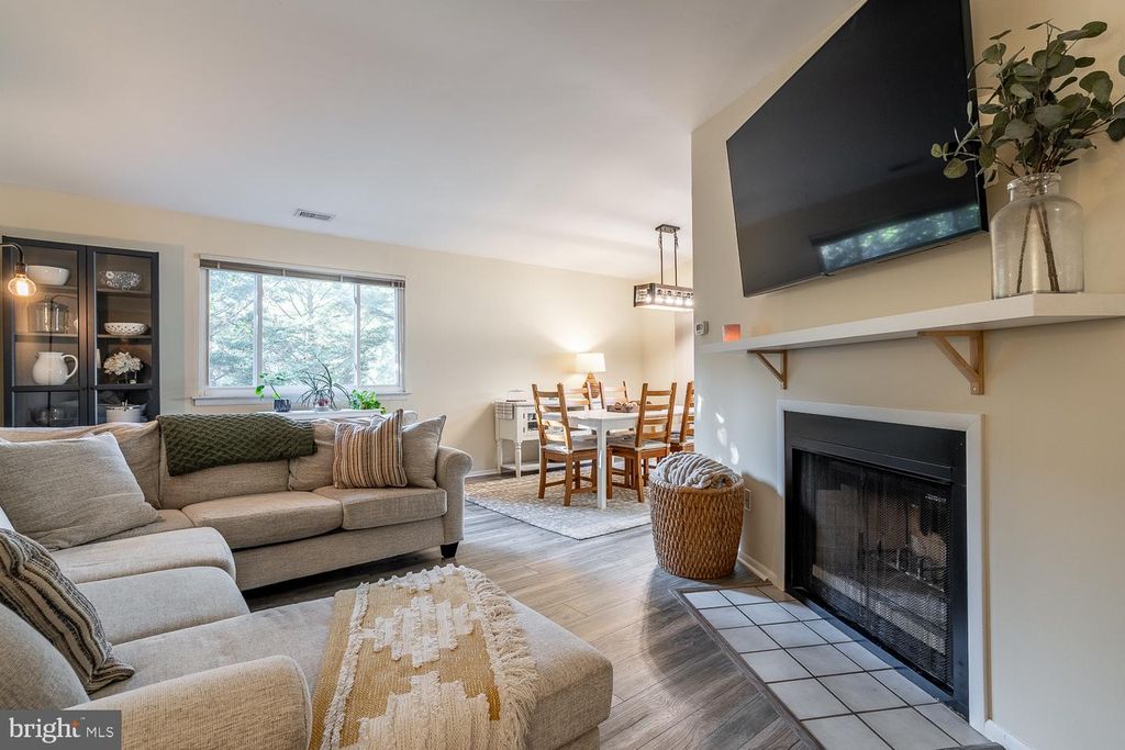 501-B MULBERRY CV, MOUNT LAUREL, NJ 08054 — photo 4
