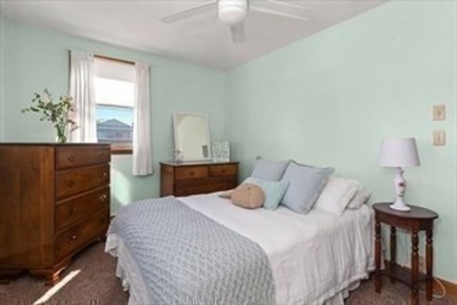 16 Simmons Rd, Nahant, MA 01908