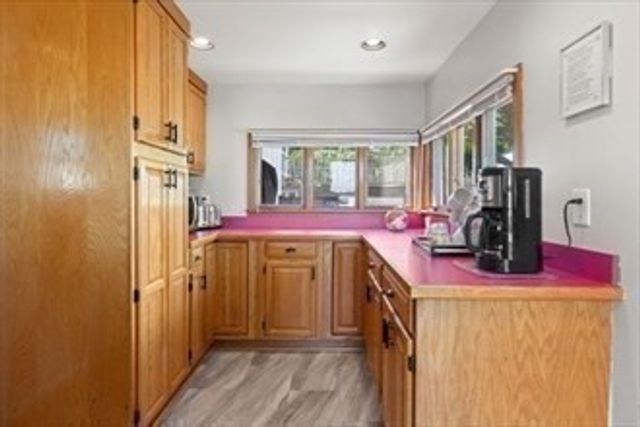 16 Simmons Rd, Nahant, MA 01908