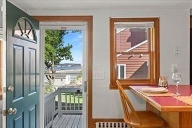 16 Simmons Rd, Nahant, MA 01908