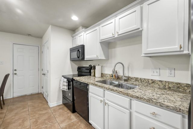 24427 Broken Bow Lane, Hockley, TX 77447