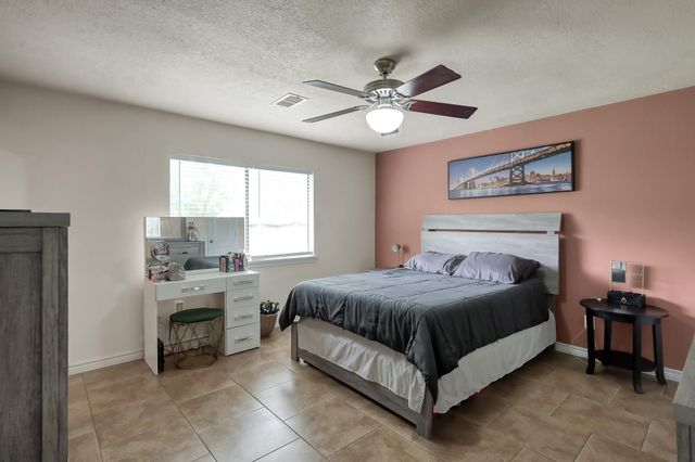 24427 Broken Bow Lane, Hockley, TX 77447