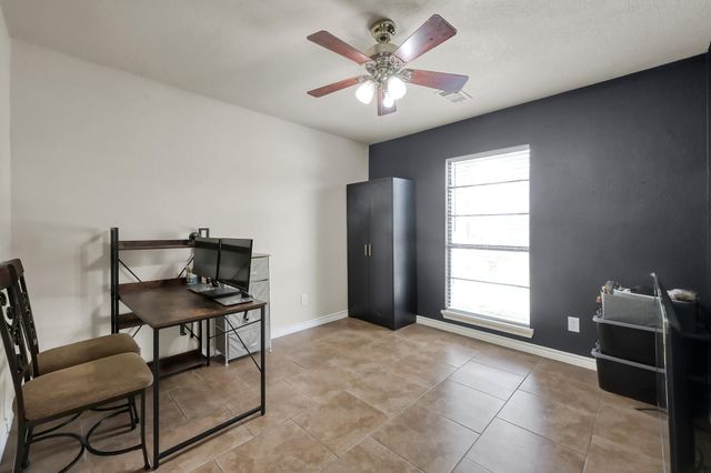 24427 Broken Bow Lane, Hockley, TX 77447