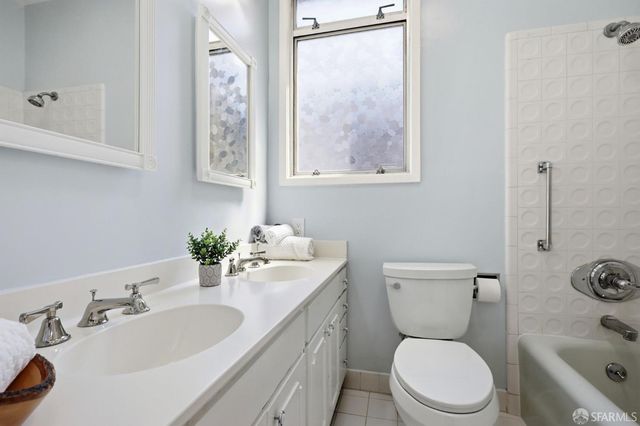 246 El Camino Del Mar Street, San Francisco, CA 94121