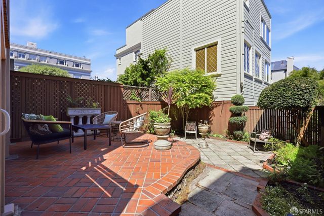 246 El Camino Del Mar Street, San Francisco, CA 94121