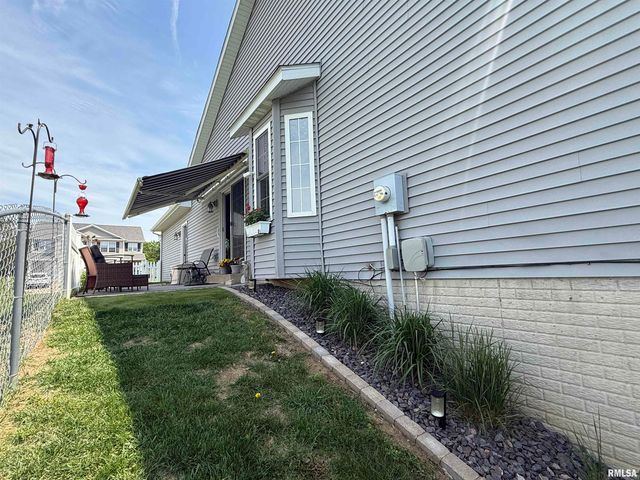 1116 DIXON Street, Washington, IL 61571