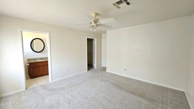 9113 Catalpa Avenue, California City, CA 93505