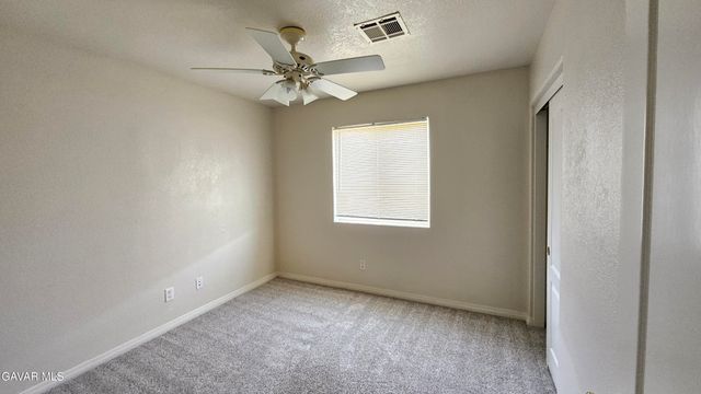 9113 Catalpa Avenue, California City, CA 93505