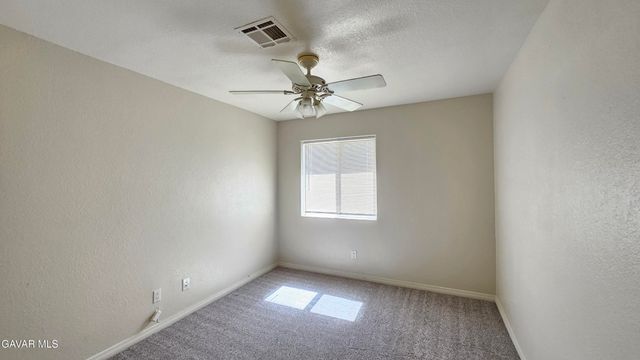 9113 Catalpa Avenue, California City, CA 93505