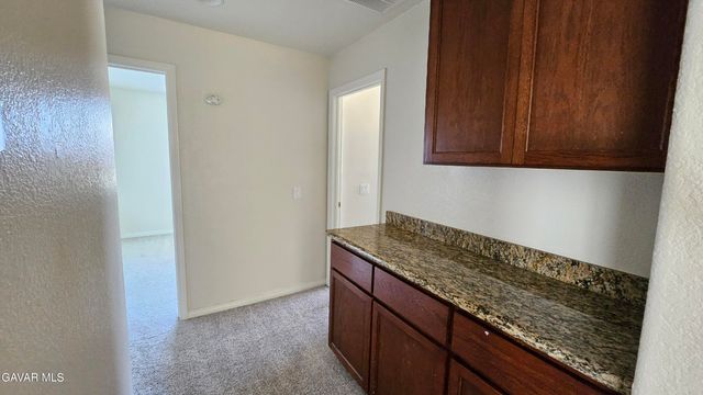 9113 Catalpa Avenue, California City, CA 93505