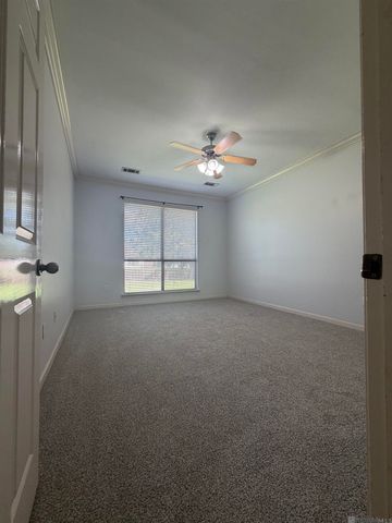 9013 Lag Tee Ct, Baton Rouge, LA 70810