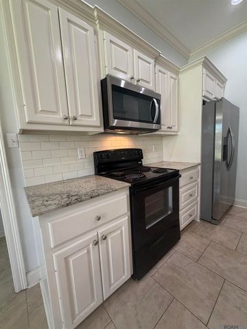 9013 Lag Tee Ct, Baton Rouge, LA 70810