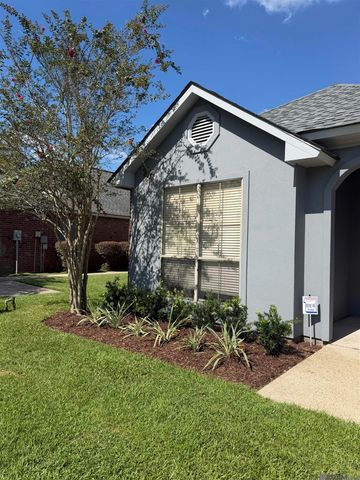 9013 Lag Tee Ct, Baton Rouge, LA 70810