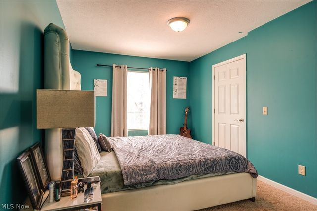 537 Magnolia Avenue, Cuyahoga Falls, OH 44221