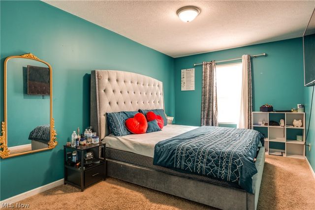 537 Magnolia Avenue, Cuyahoga Falls, OH 44221