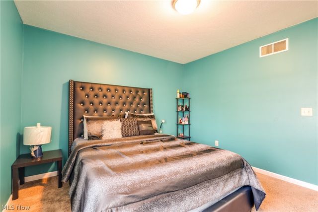 537 Magnolia Avenue, Cuyahoga Falls, OH 44221