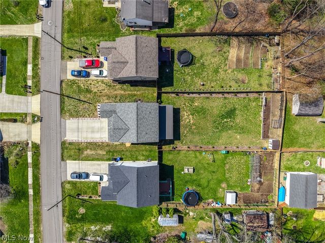 537 Magnolia Avenue, Cuyahoga Falls, OH 44221