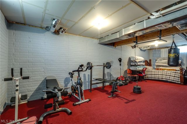 537 Magnolia Avenue, Cuyahoga Falls, OH 44221