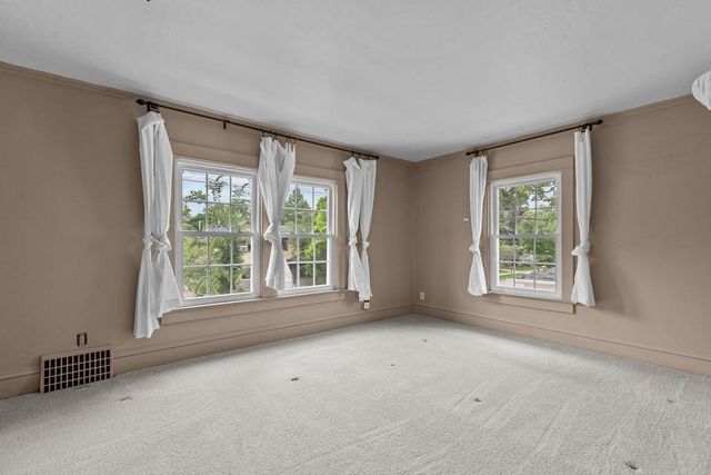 518 E SUMMER STREET, Appleton, WI 54911