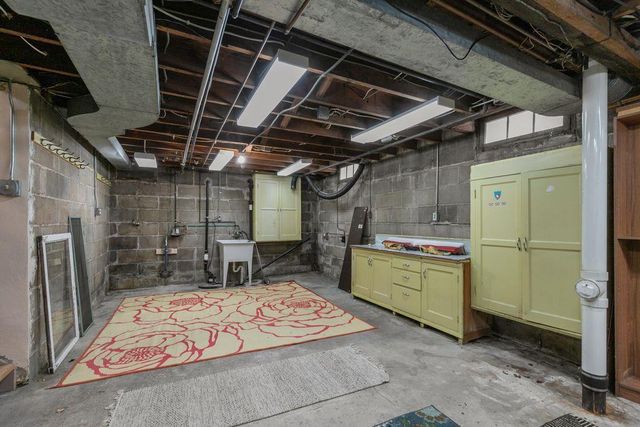 518 E SUMMER STREET, Appleton, WI 54911