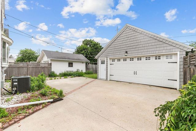 518 E SUMMER STREET, Appleton, WI 54911
