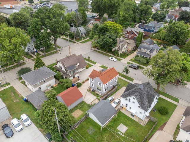 518 E SUMMER STREET, Appleton, WI 54911