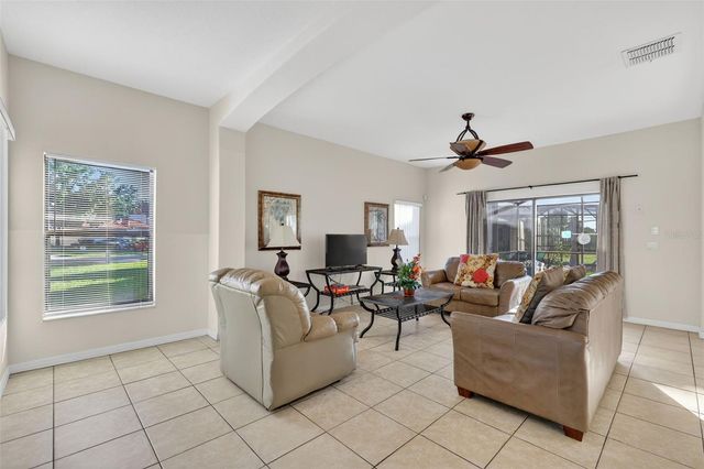 126 SUMMER PLACE LOOP, Clermont, FL 34714