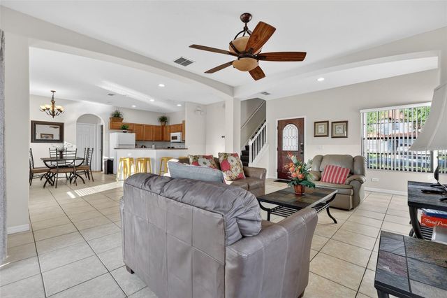 126 SUMMER PLACE LOOP, Clermont, FL 34714