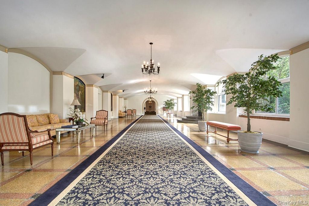 16 N Chatsworth Avenue 311, Larchmont, NY 10538 — photo 3
