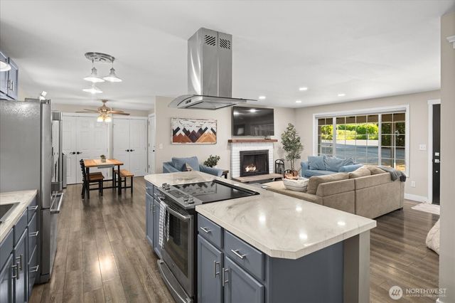2923 193rd Place SE, Bothell, WA 98012