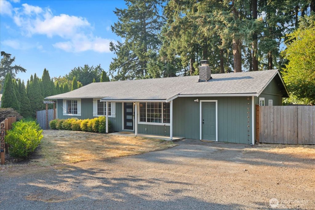 2923 193rd Place SE, Bothell, WA 98012
