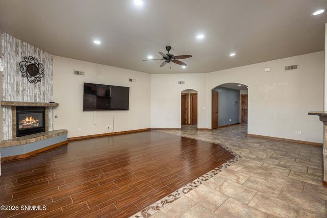 2599 Sandhill Road, Las Cruces, NM 88012