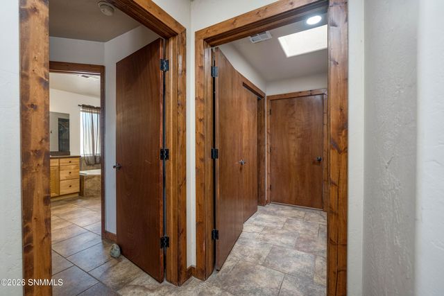 2599 Sandhill Road, Las Cruces, NM 88012