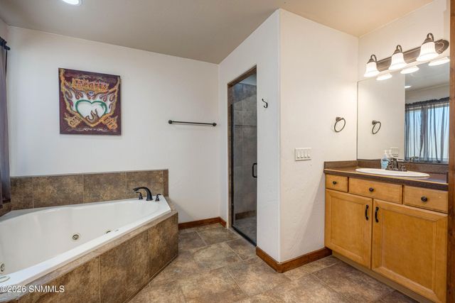 2599 Sandhill Road, Las Cruces, NM 88012