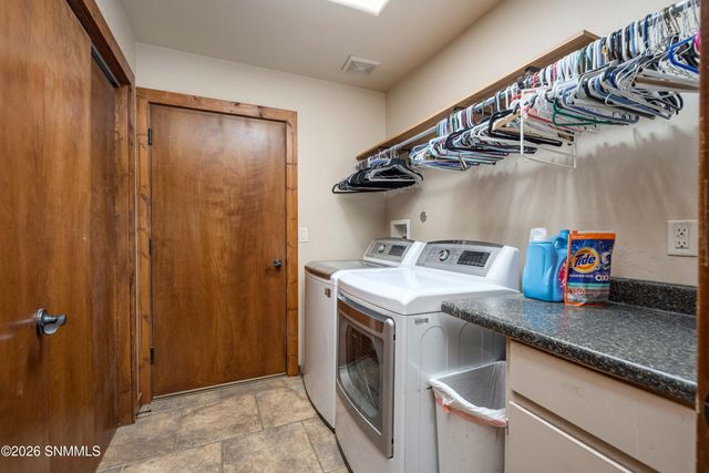 2599 Sandhill Road, Las Cruces, NM 88012
