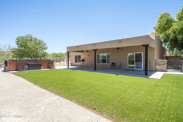 2599 Sandhill Road, Las Cruces, NM 88012