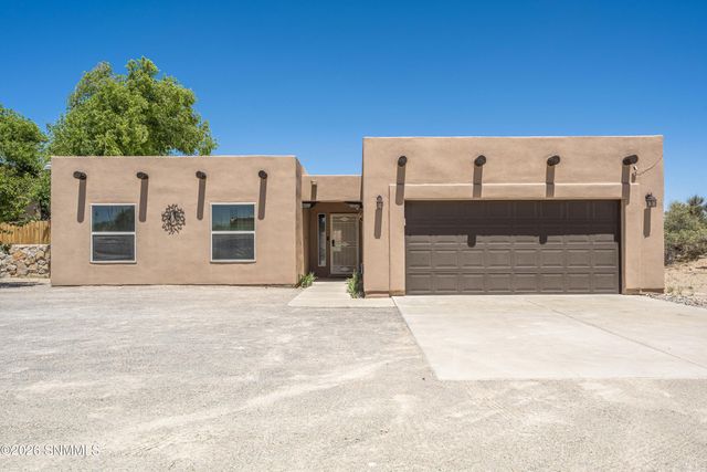2599 Sandhill Road, Las Cruces, NM 88012