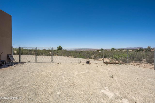 2599 Sandhill Road, Las Cruces, NM 88012