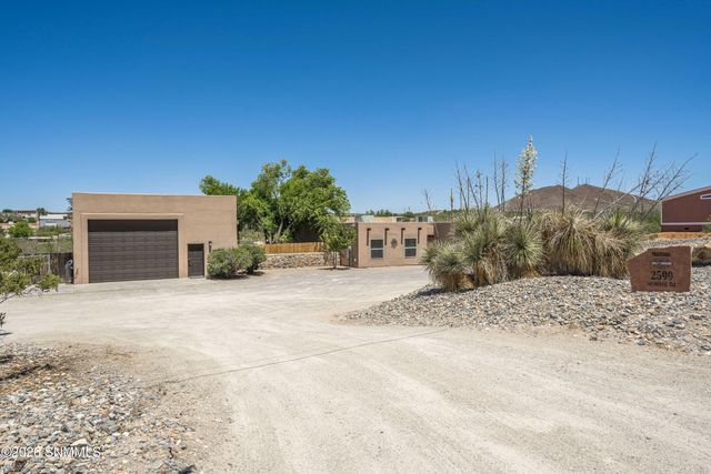 2599 Sandhill Road, Las Cruces, NM 88012