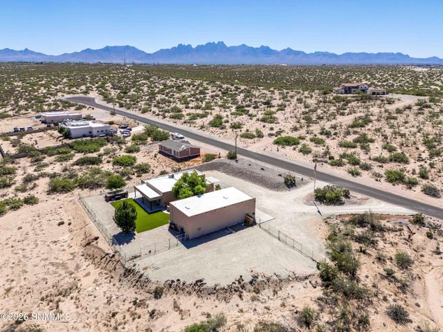 2599 Sandhill Road, Las Cruces, NM 88012