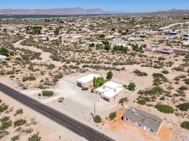 2599 Sandhill Road, Las Cruces, NM 88012