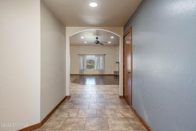 2599 Sandhill Road, Las Cruces, NM 88012