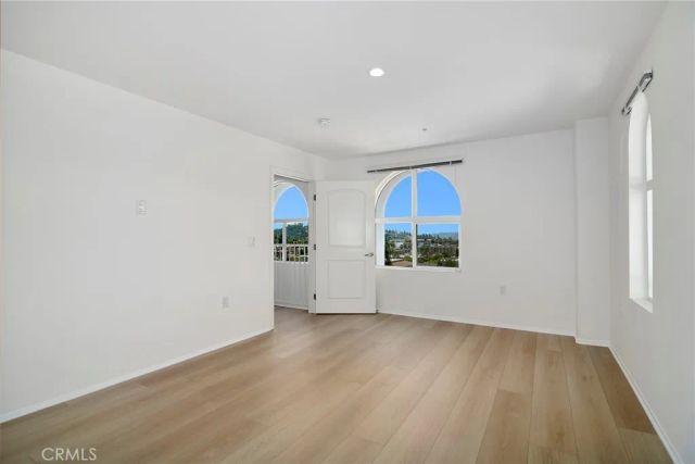 124 W Colorado 502, Glendale, CA 91204