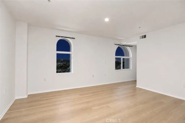 124 W Colorado 502, Glendale, CA 91204