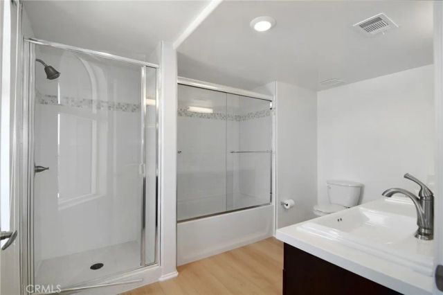 124 W Colorado 502, Glendale, CA 91204