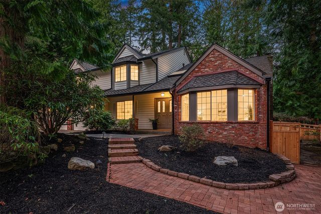 2048 213th Avenue NE, Sammamish, WA 88074