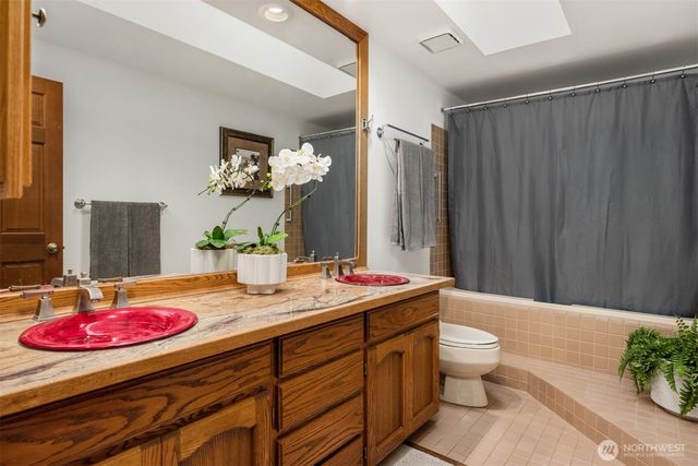 2048 213th Avenue NE, Sammamish, WA 88074