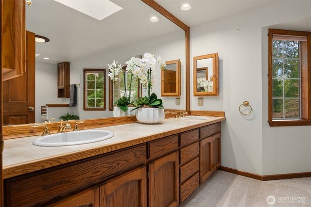 2048 213th Avenue NE, Sammamish, WA 88074